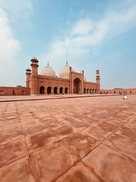 building-6553160_640